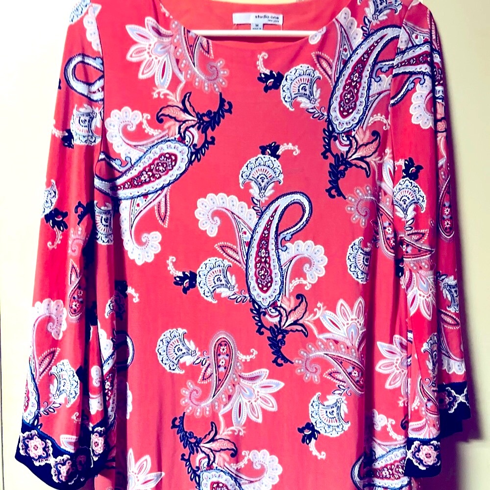 Studio One ~ Dress ~ Women’s ~ Medium ~ Paisley